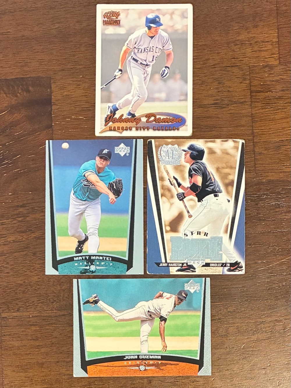 Assorted 1999 Baseball Cards - Set of 4